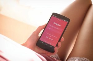 Influencing through communication and IG followers